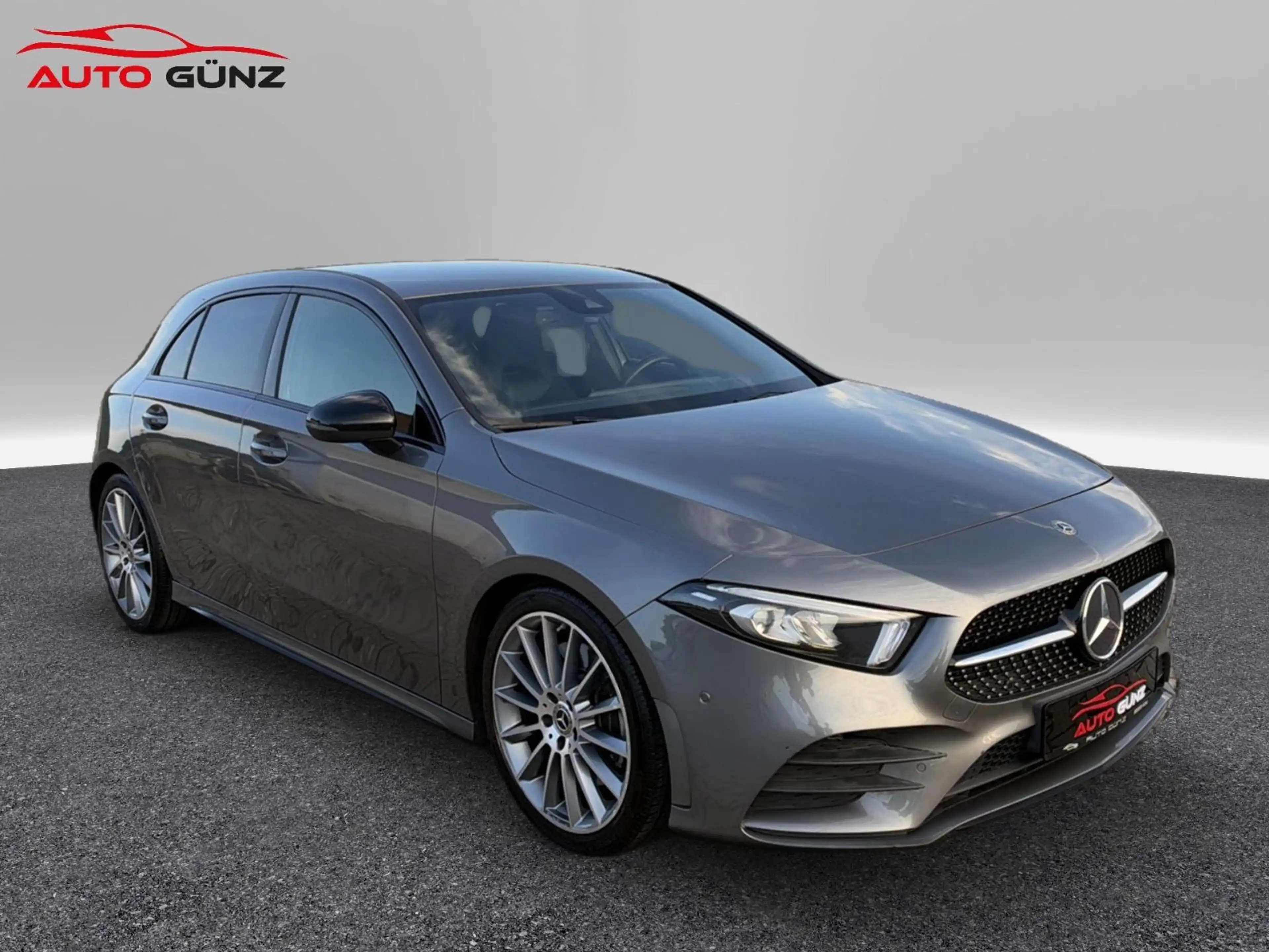 Mercedes-Benz A 250 AMG Line Aut. *MBUX-Led-Cam-ACC-19Zoll* — photo 3