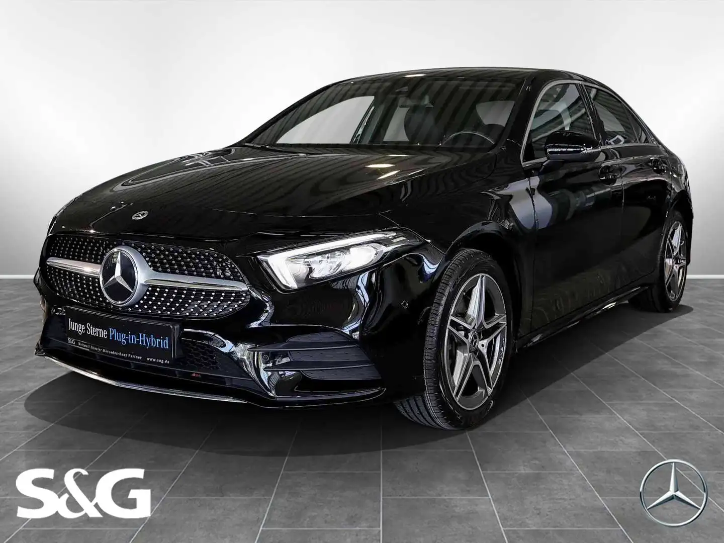 Mercedes-Benz A 250 e Limousine AMG CARPLAY+18 ZOLL+LED+MBUX crna - 1