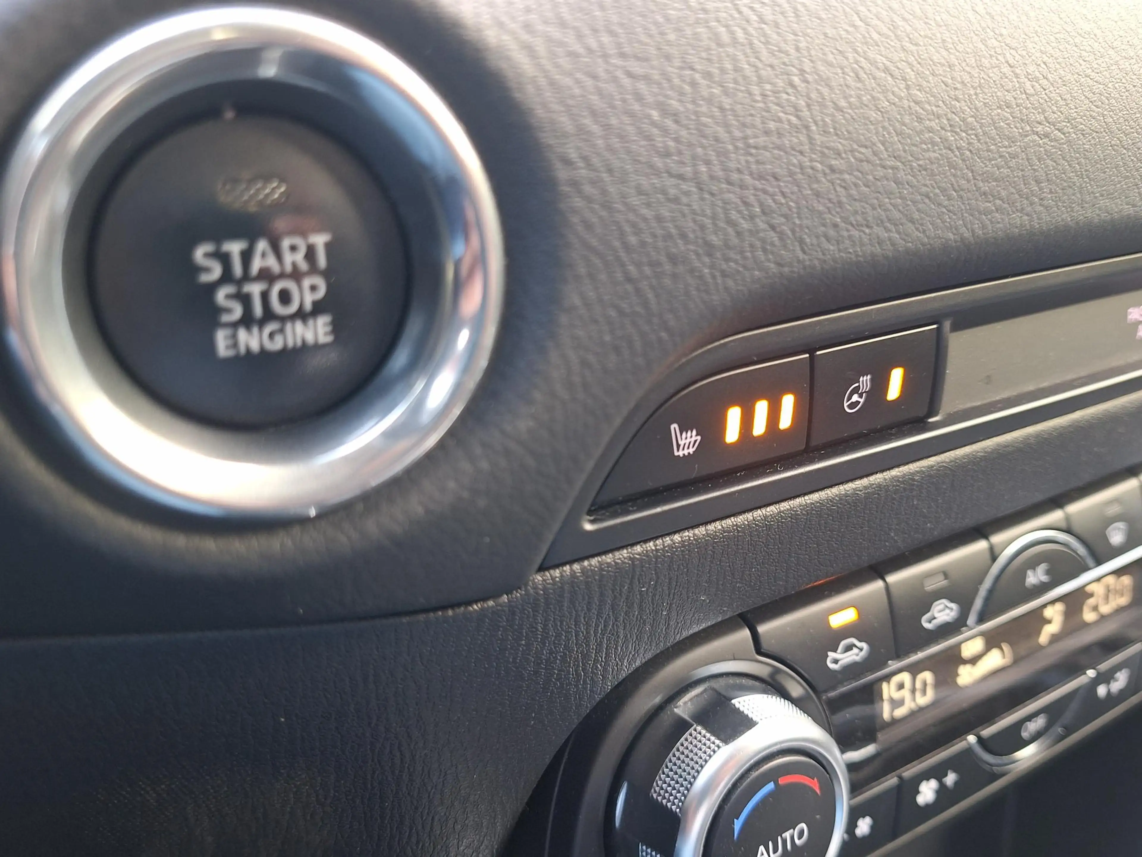 Mazda CX-5 2.0 SkyActiv-G 165 Luxury Automaat | Trekhaak 2000 — photo 31