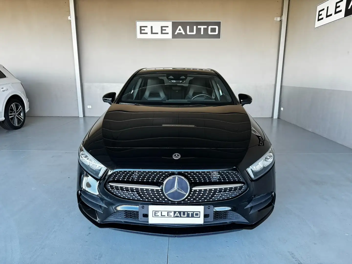 Mercedes-Benz A 220 4Matic 190cv Automatic Premium Night pack Noir - 2