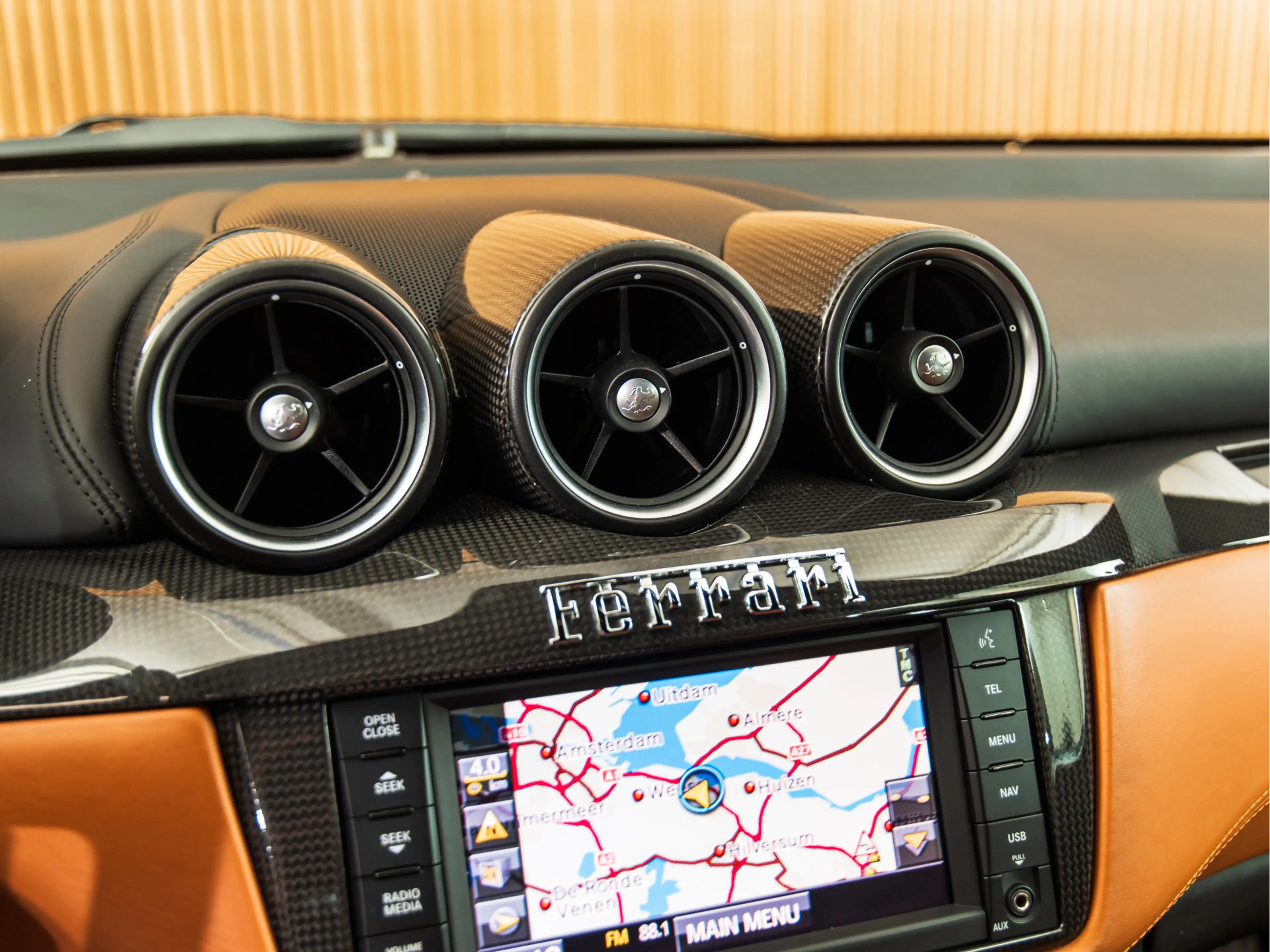 Ferrari FF 6.3 V12 CAPRISTO — photo 22
