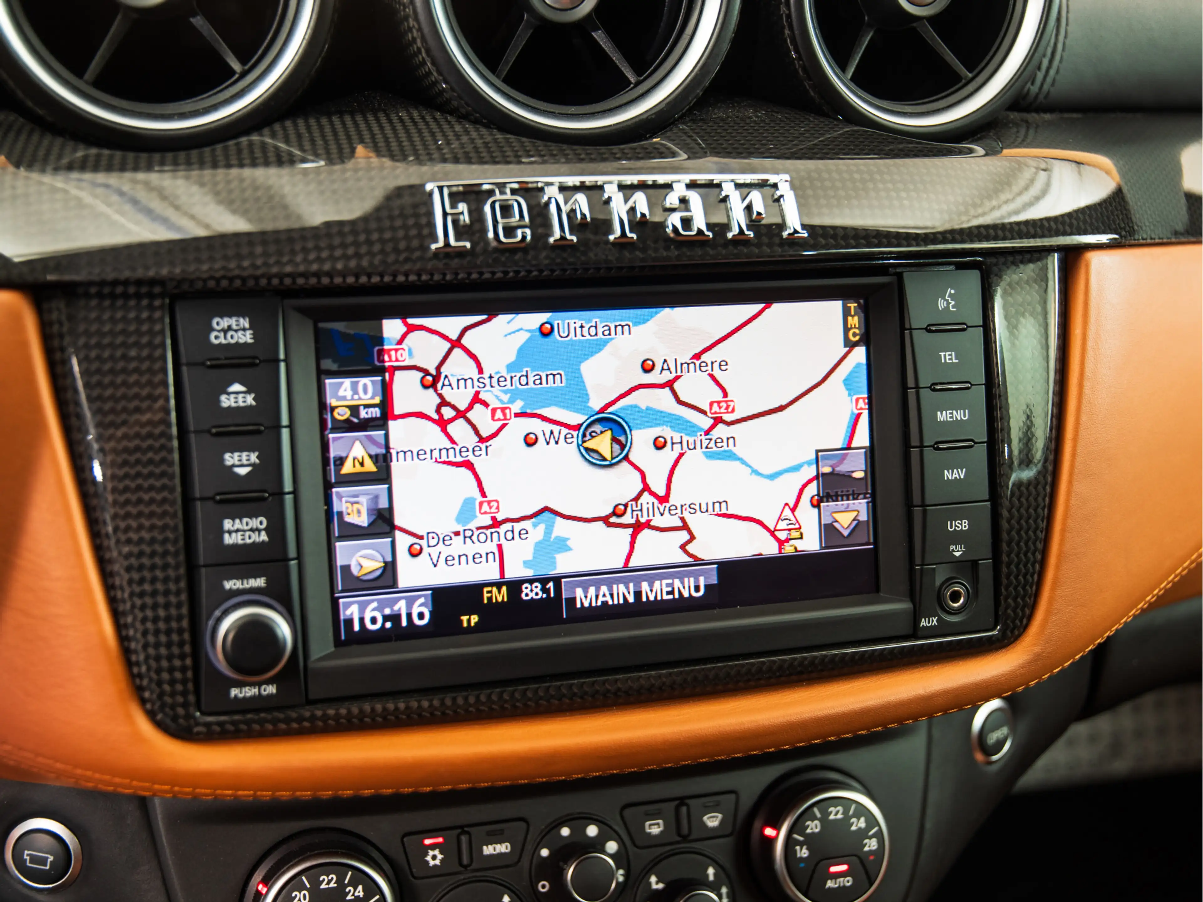 Ferrari FF 6.3 V12 CAPRISTO — photo 19