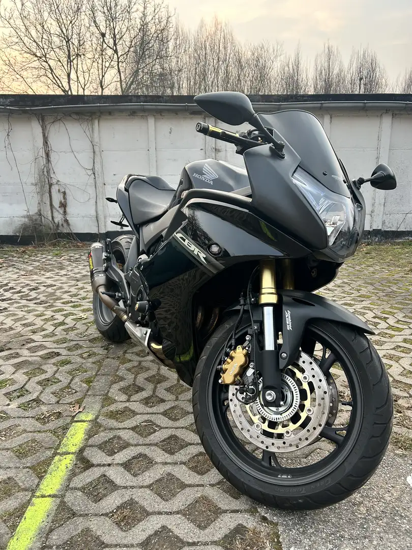 Honda CBR 600 Negru - 2