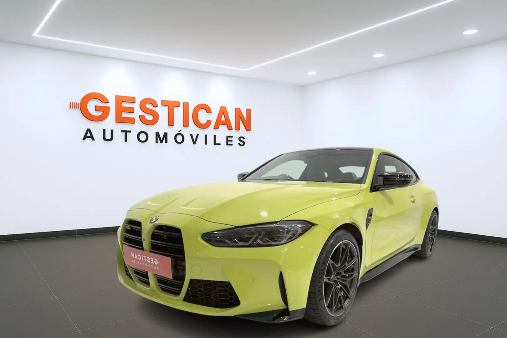 BMW M4 Coupé Competition Verde - 1