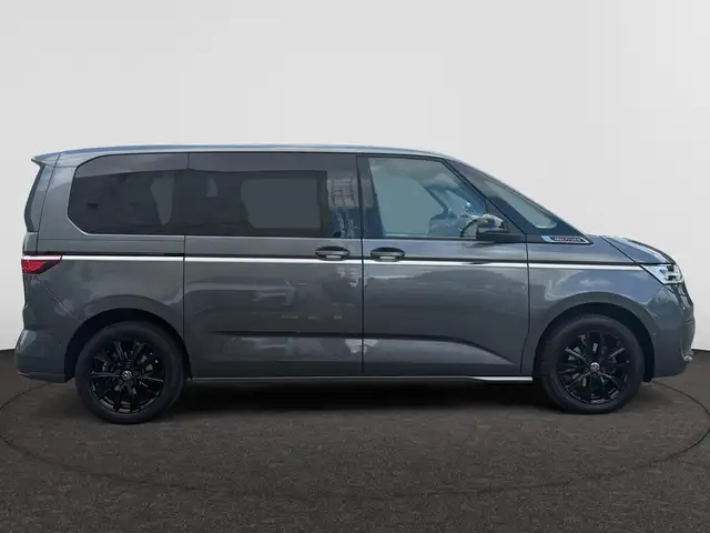 Volkswagen Multivan view 10