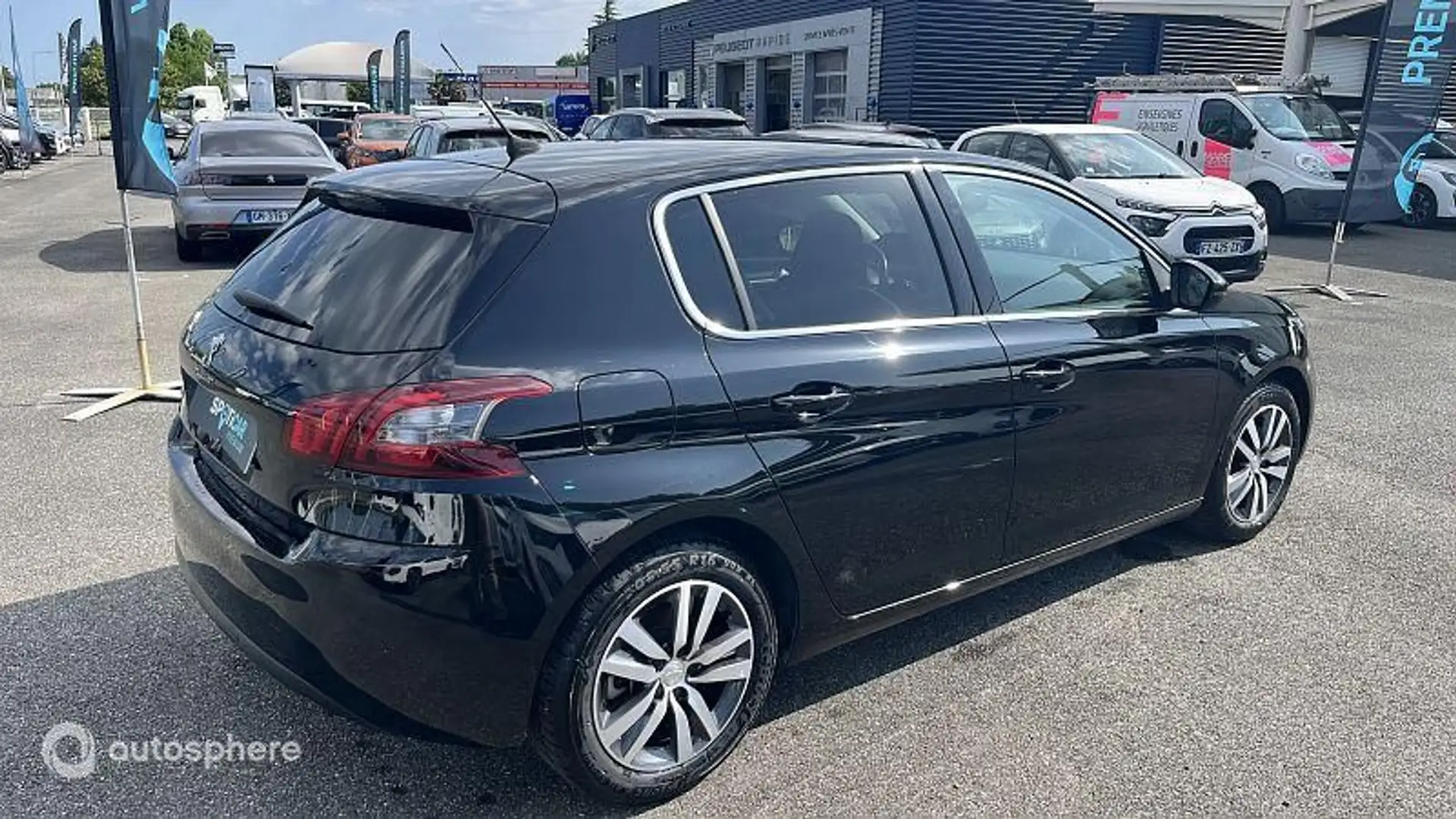 Peugeot 308 1.2 PureTech 110ch S\u0026S Allure Basse Consommat - 2