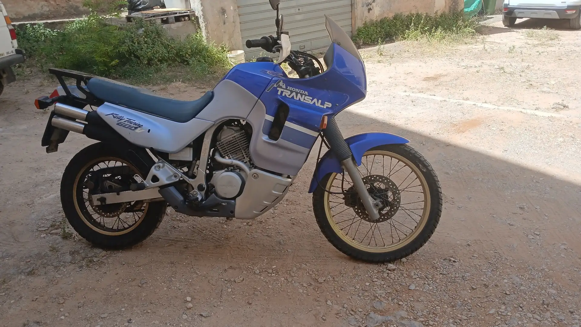 Honda Transalp Modrá - 1