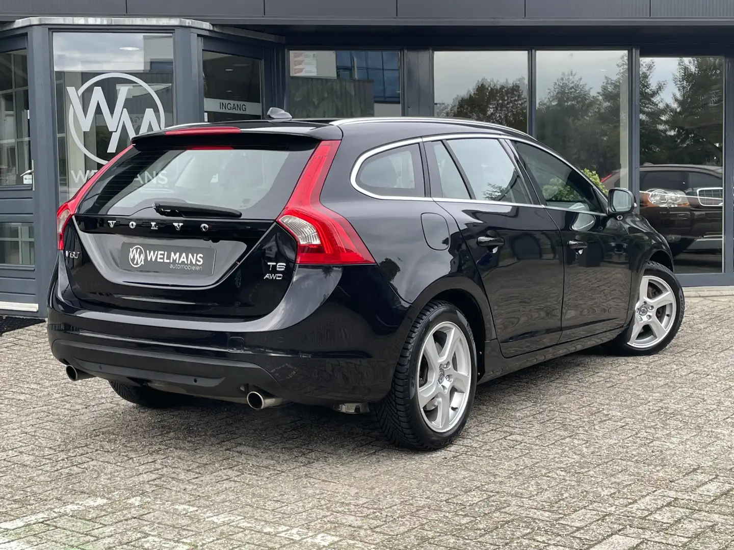 Volvo V60 3.0 T6 AWD Summum Schuifdak l ACC l BLIS l Trekhaa Noir - 2