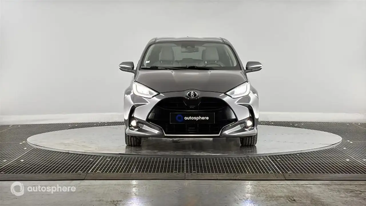 Toyota Yaris Yaris — photo 2