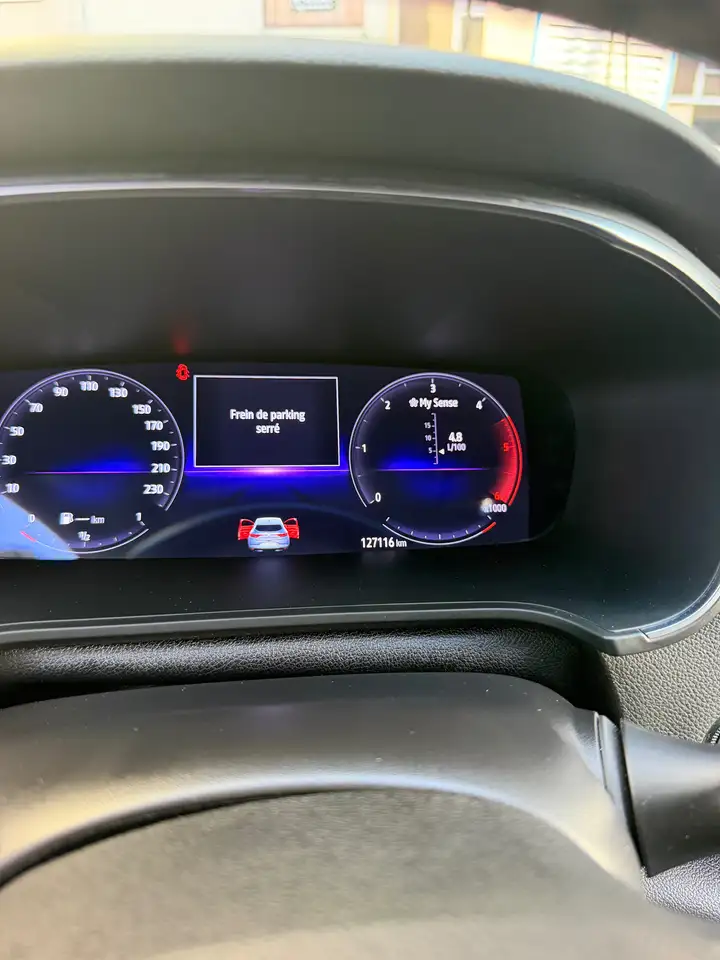 Renault Megane Berline — photo 9