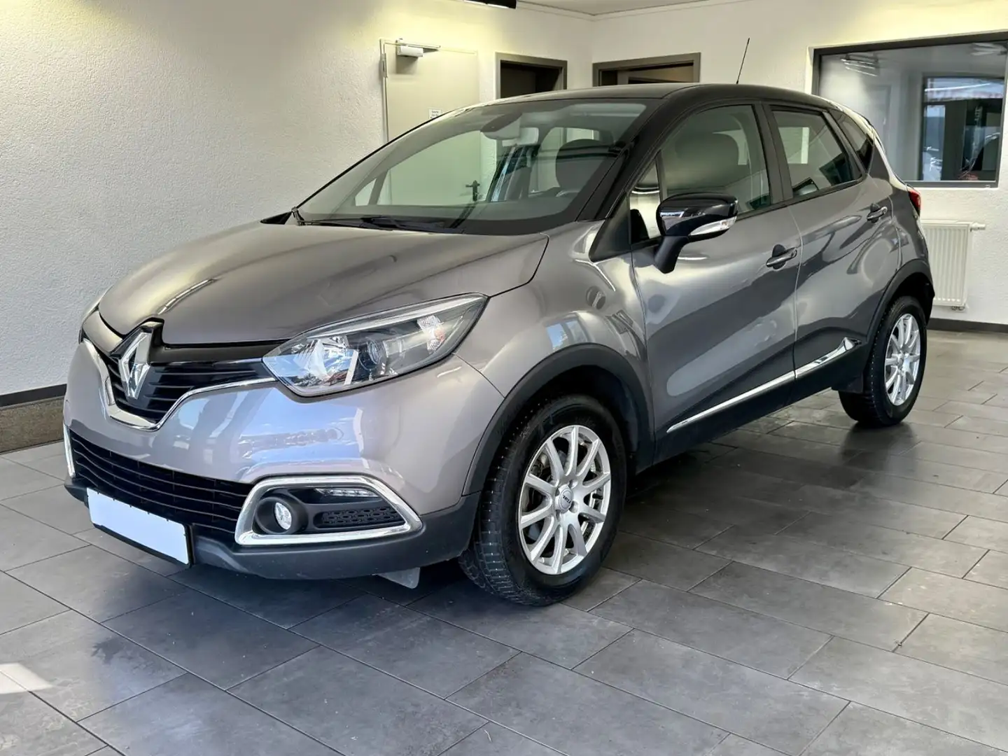 Renault Captur Experience* HU Neu Schwarz - 1