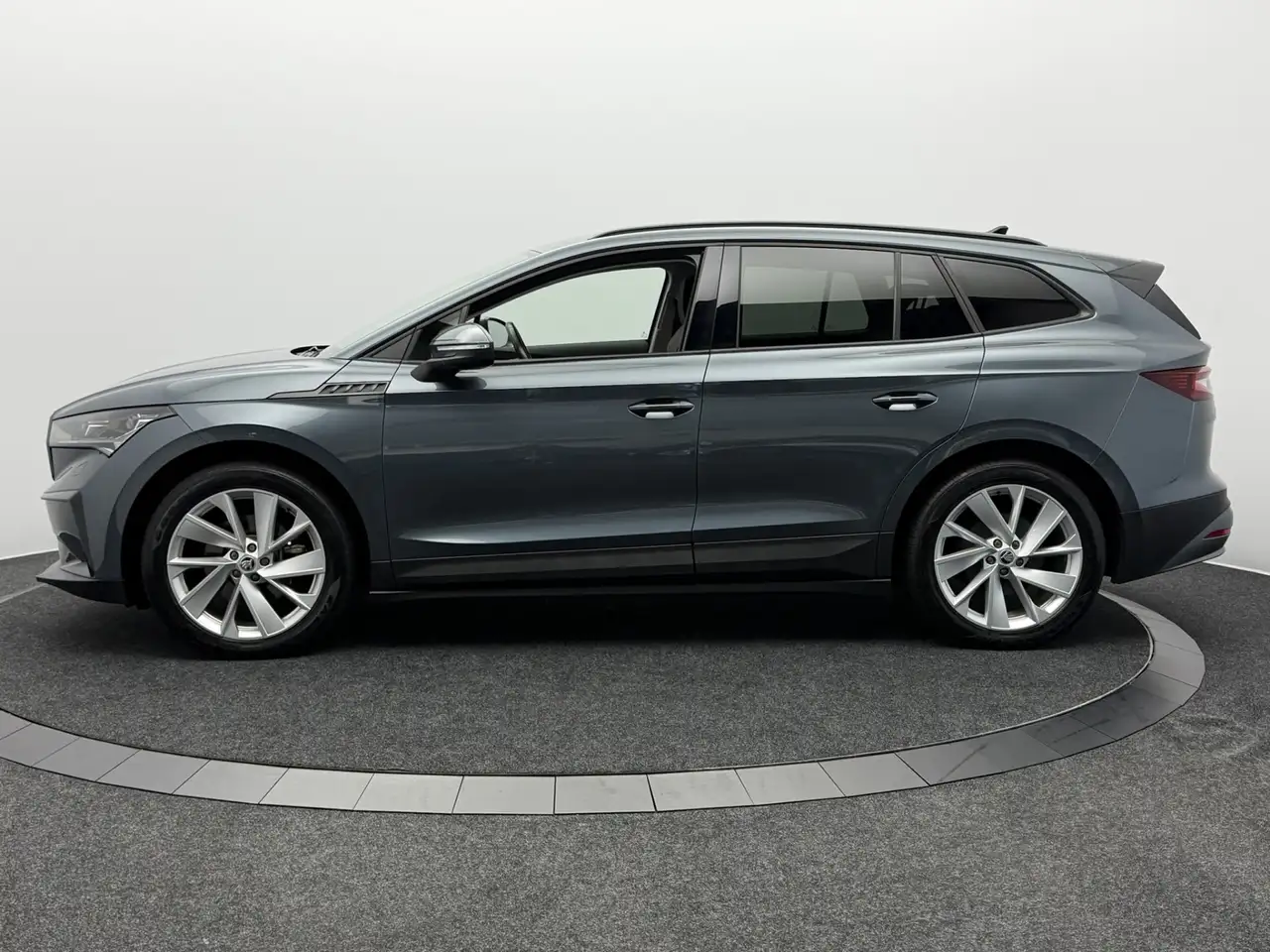 Skoda Enyaq iV 60 First Edition SoH 92,9 % Warmtepomp Na, миниатюра 9