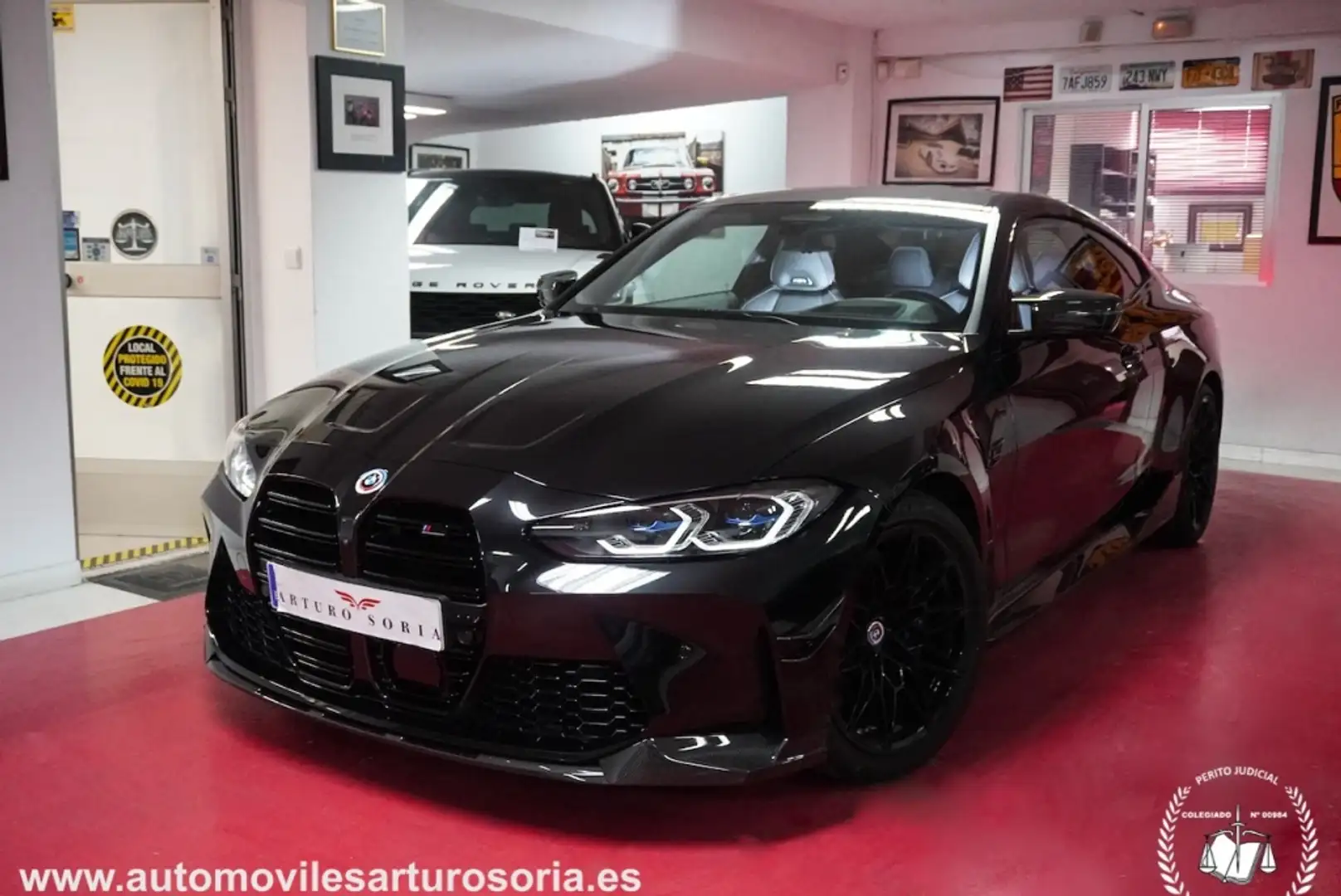 BMW M4 Coupé Competition xDrive Noir - 1