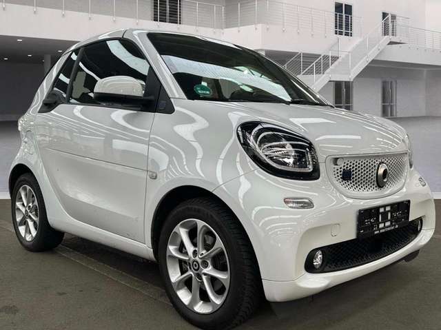 Imagine smart forTwo Passion, Navi, LED, 22KW, SOH 93%, TÜV neu