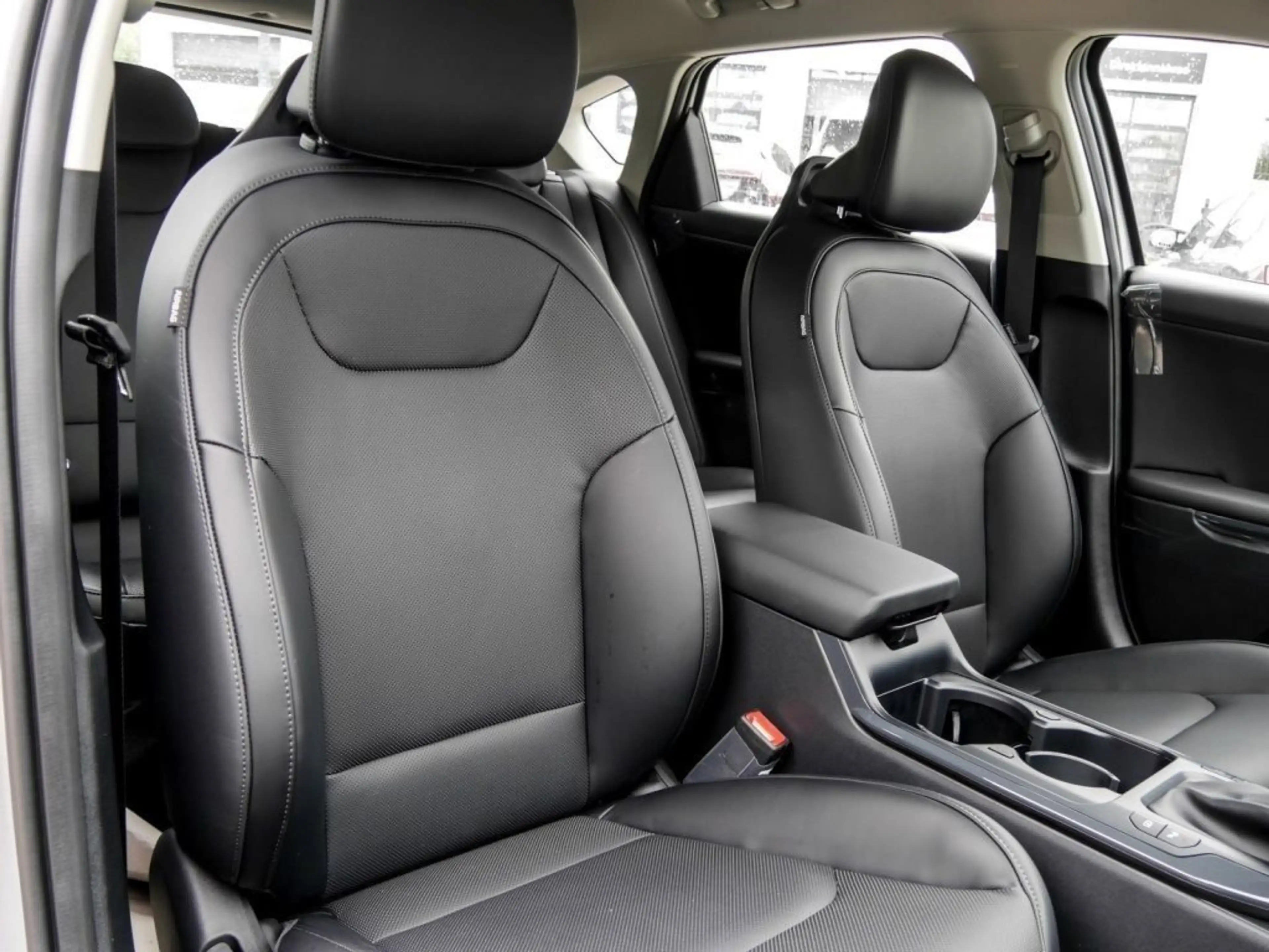 Kia K4 Vision 1.6 DCT Kamera Navi Sitzheizung SOFORT VERF — photo 11