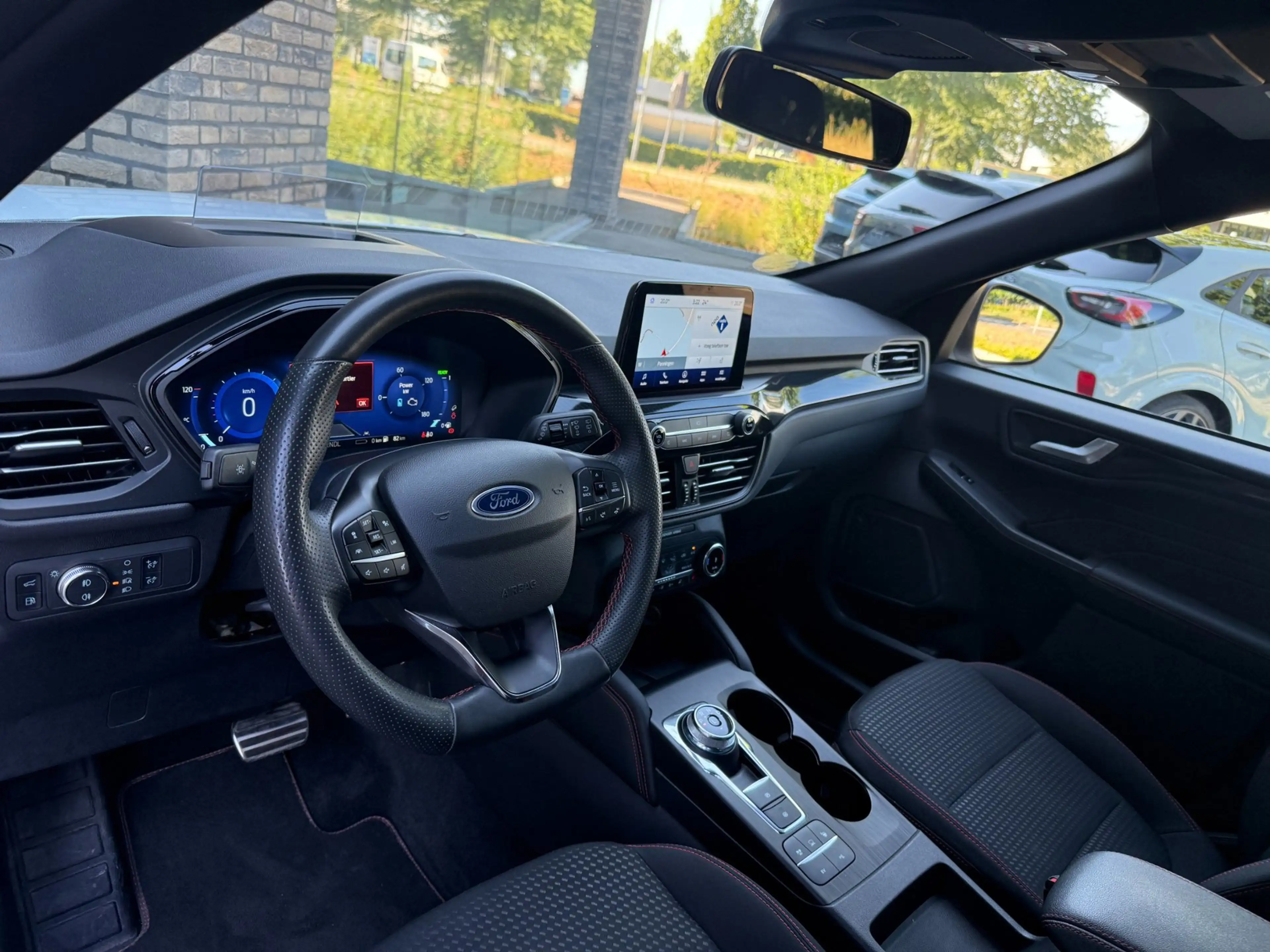 Ford Kuga 2.5 PHEV ST-Line — photo 8