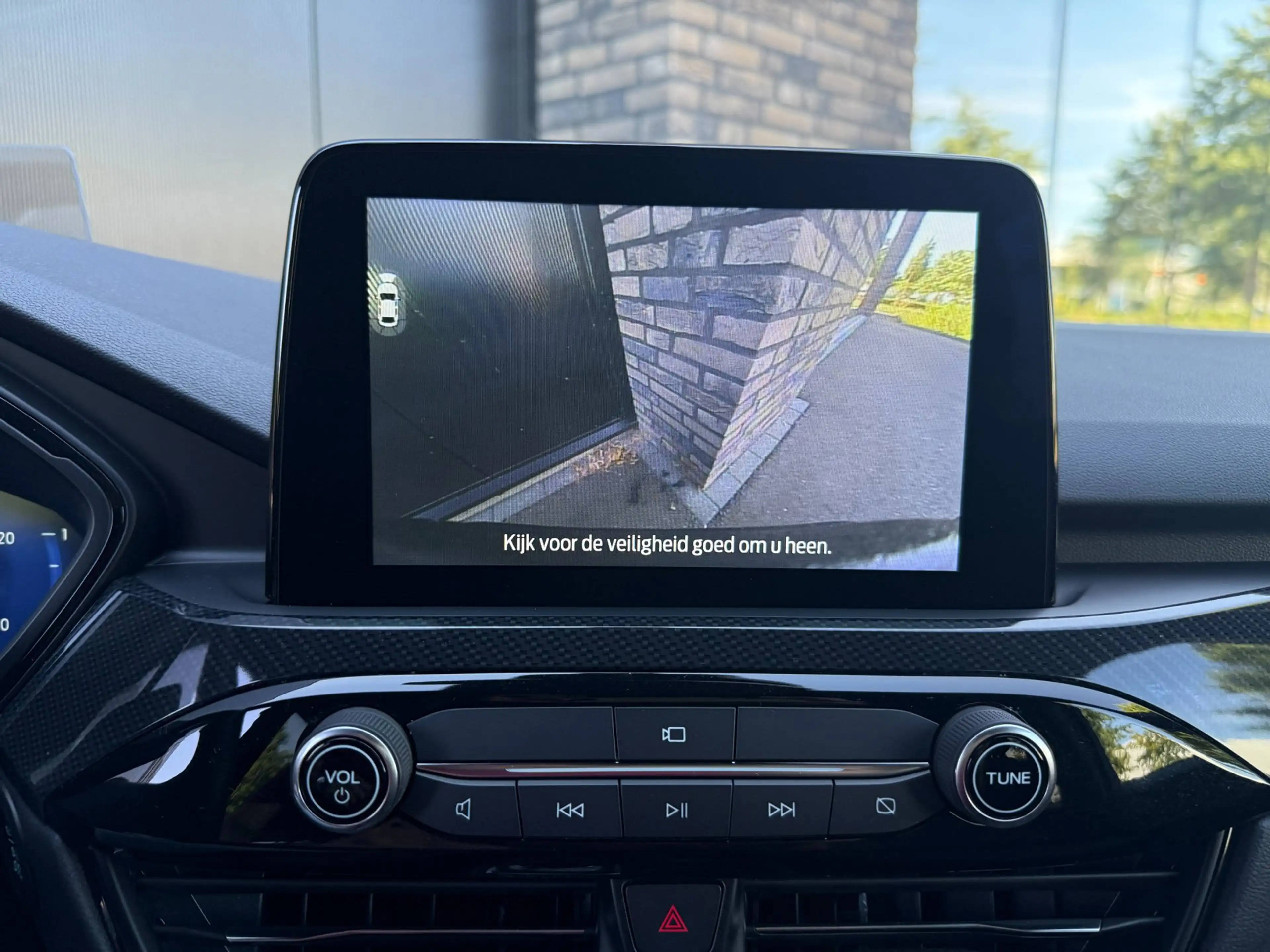 Ford Kuga 2.5 PHEV ST-Line — photo 21