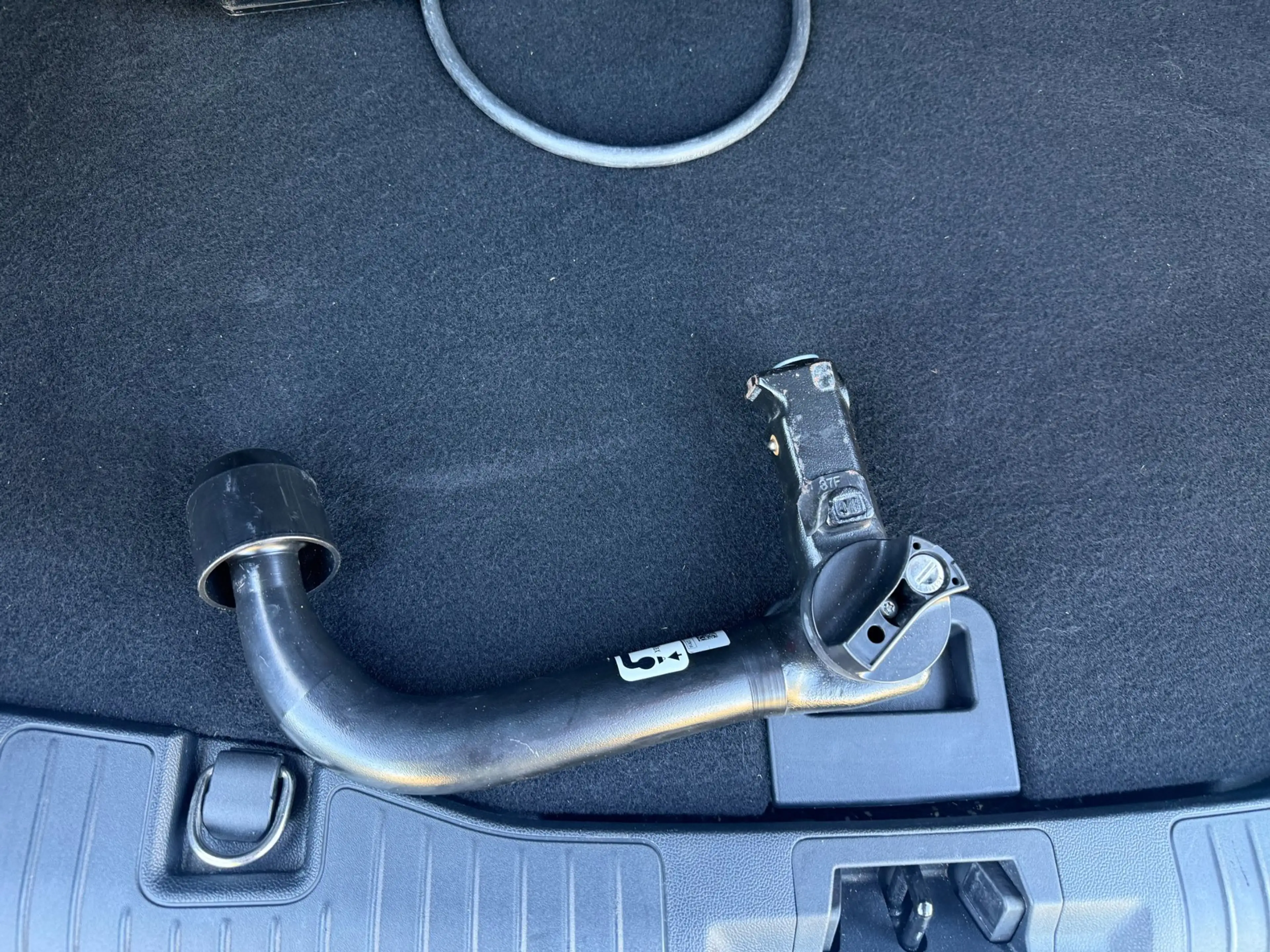 Ford Kuga 2.5 PHEV ST-Line — photo 31