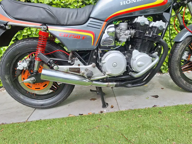 Honda CB 750 - foto 5