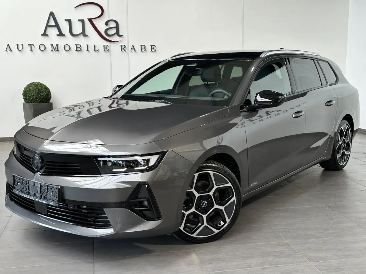 Opel Astra SpT 1.5 D Aut. GS NAV+LED+PANORAMA+HUD+ACC Grau - 2