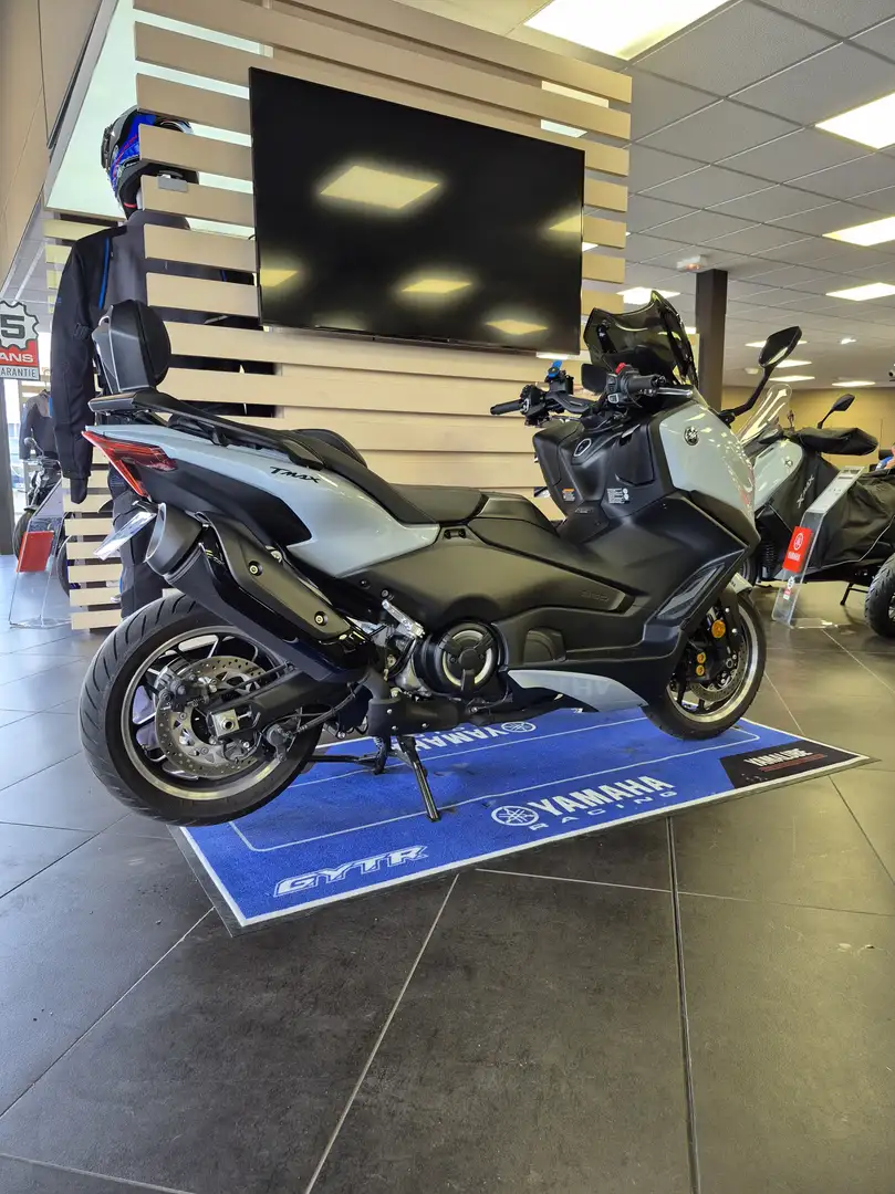 Yamaha TMAX 560 Grigio - 2
