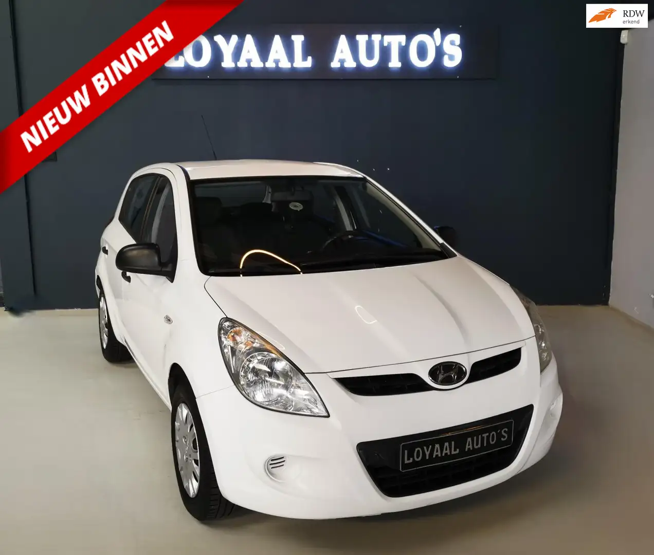 Hyundai i20 1.2i i-Motion | AIRCO | NAP | ELEK.RAMEN | APK. Wit - 1