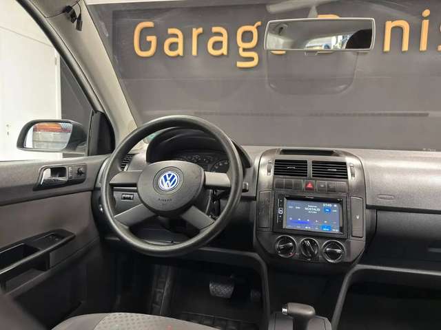 Volkswagen Polo — photo 10