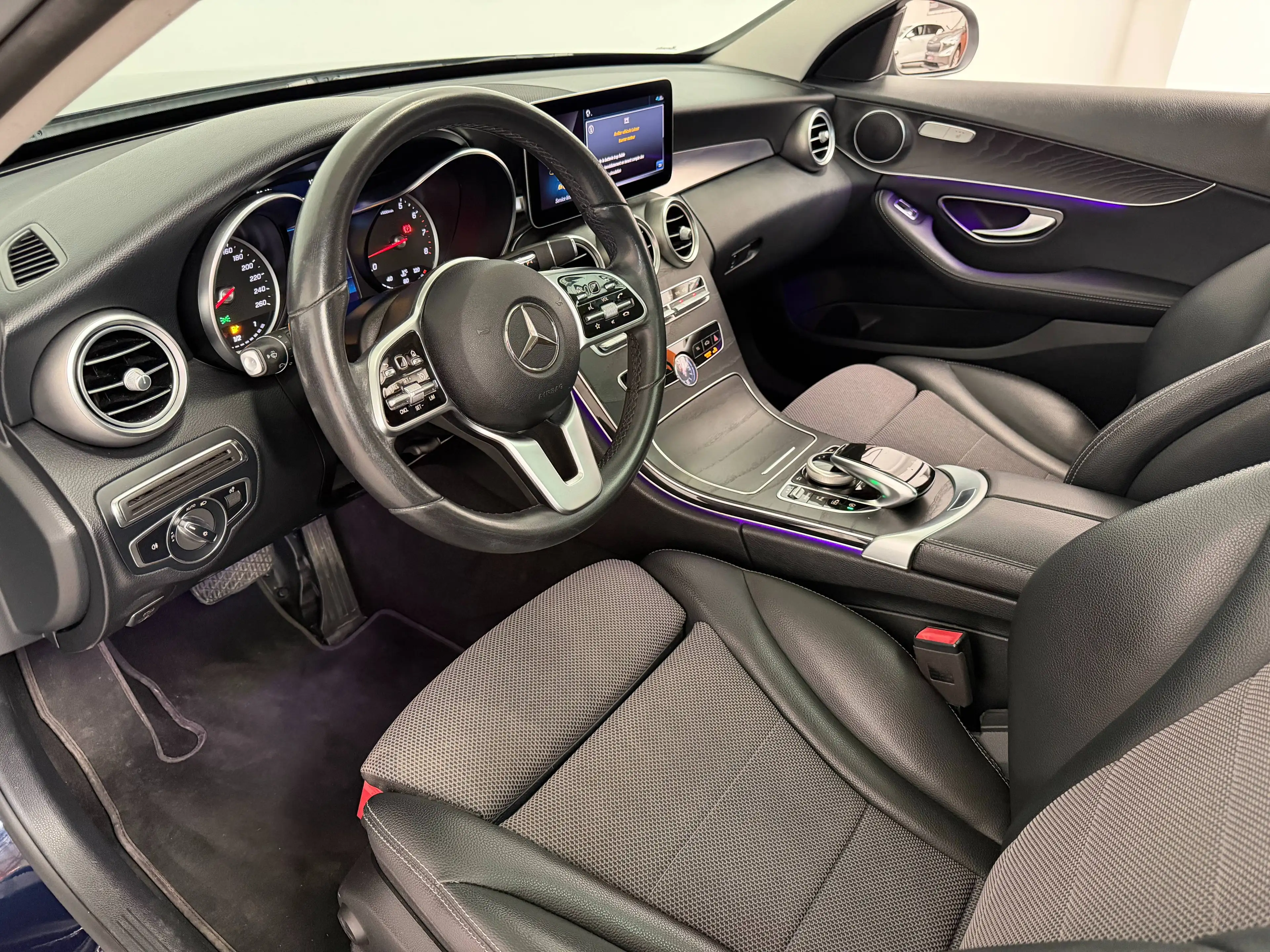 Mercedes-Benz C 180 C 180 Business Solution — photo 11