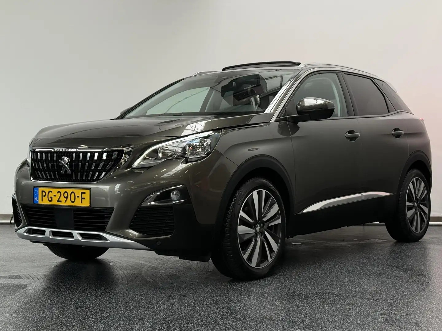 Peugeot 3008 1.2 Turbo Blue Lease Premium | Schuifdak | Keyless Grau - 1