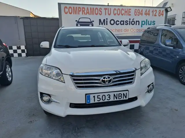 Toyota RAV 4 2.2D-4D Active 4x2