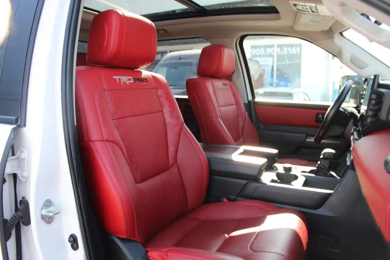 Toyota Tundra снимка Toyota Tundra