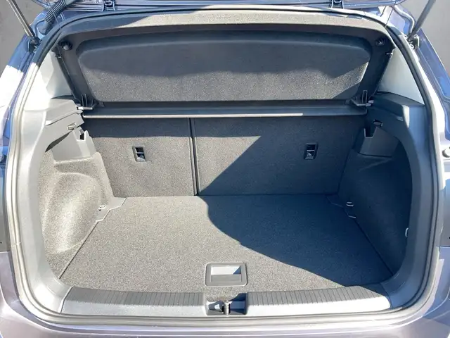 Volkswagen T-Cross view 13