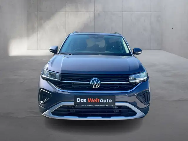 Volkswagen T-Cross view 8