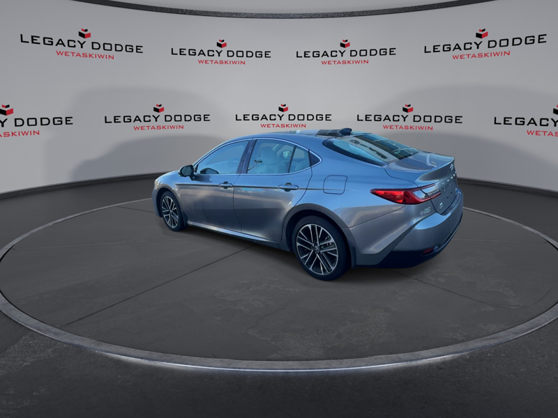 2025 Toyota Camry Sedan