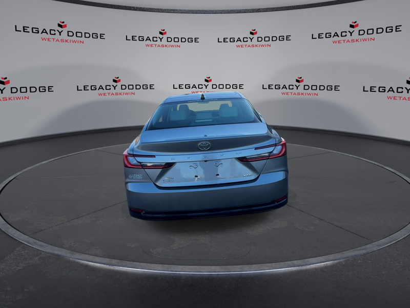 2025 Toyota Camry Sedan