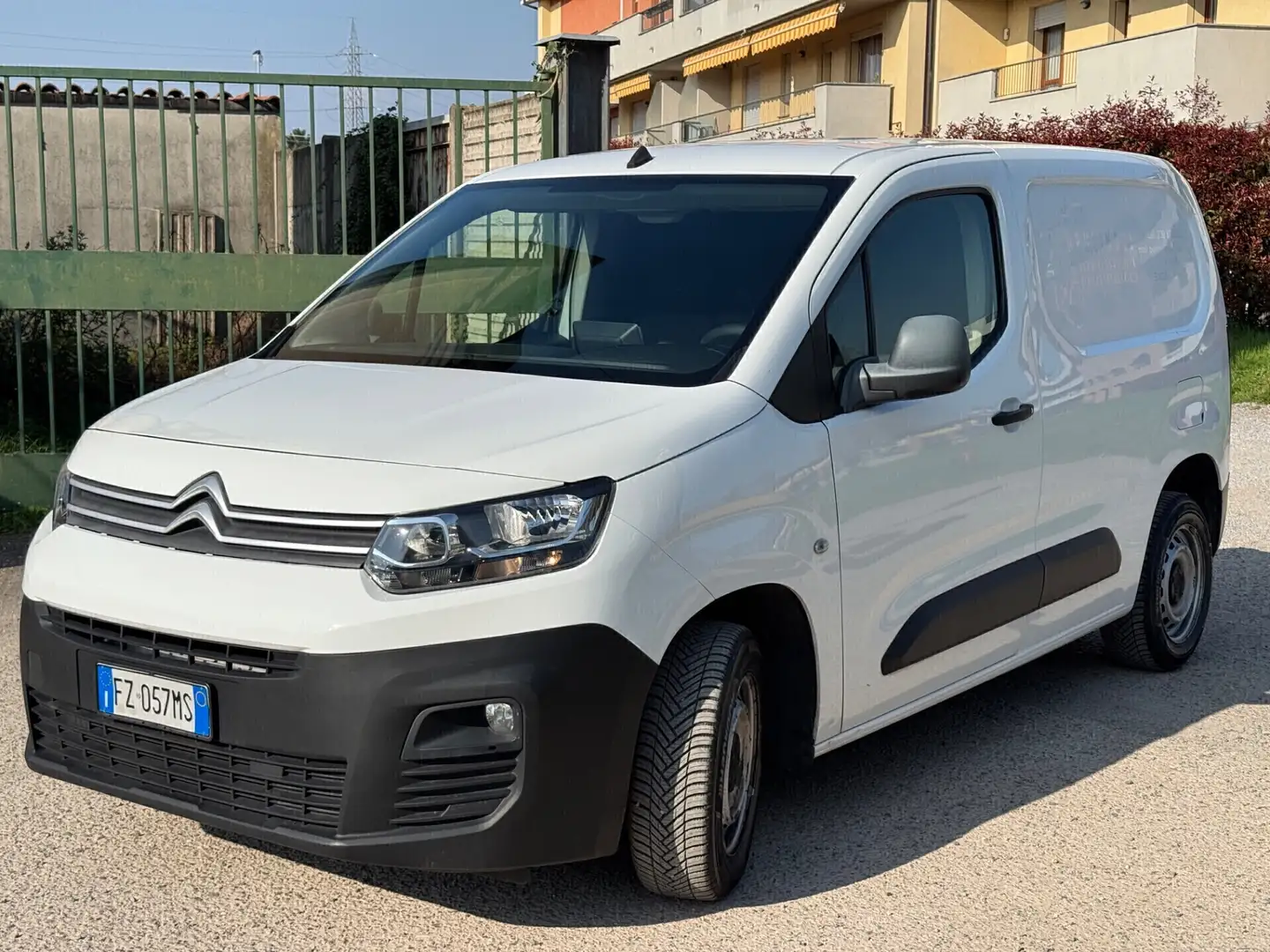 Citroen Berlingo BlueHDi 100 S&S Van M Club Blanc - 1
