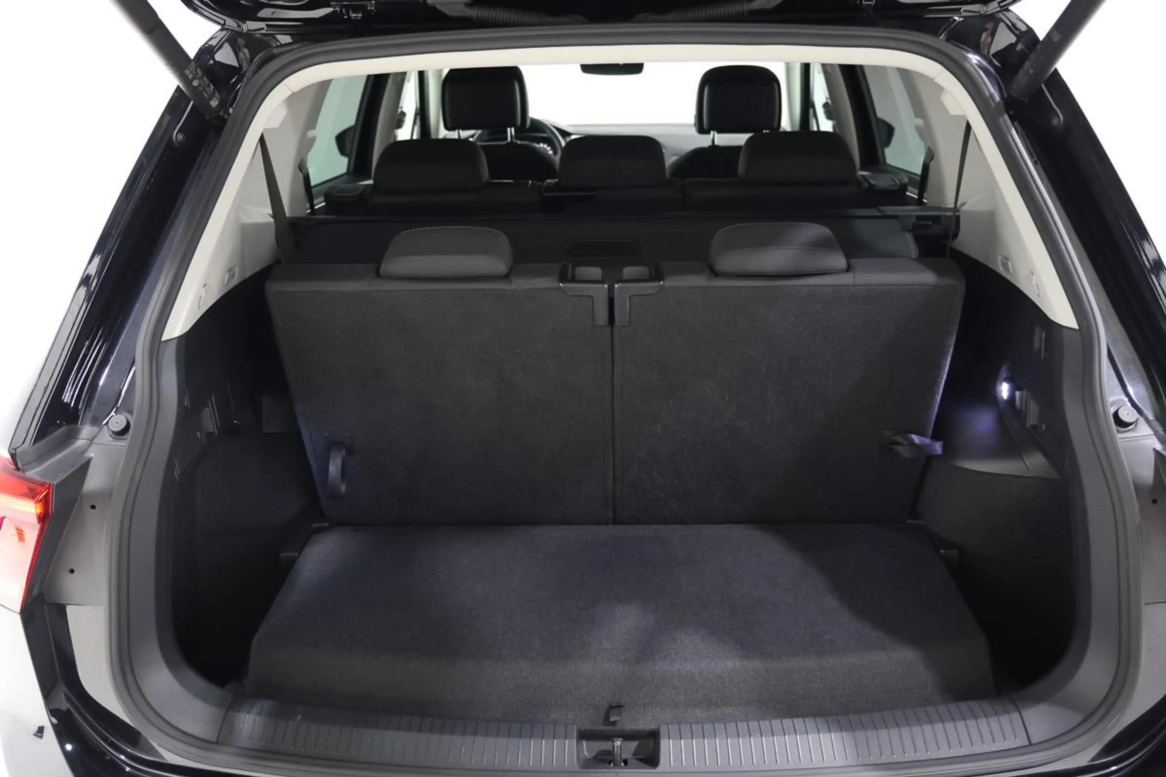 Volkswagen Tiguan Allspace 1.5 TSI DSG 7 PLACES LED GPS ACC ATTELAGE JA18 — photo 14