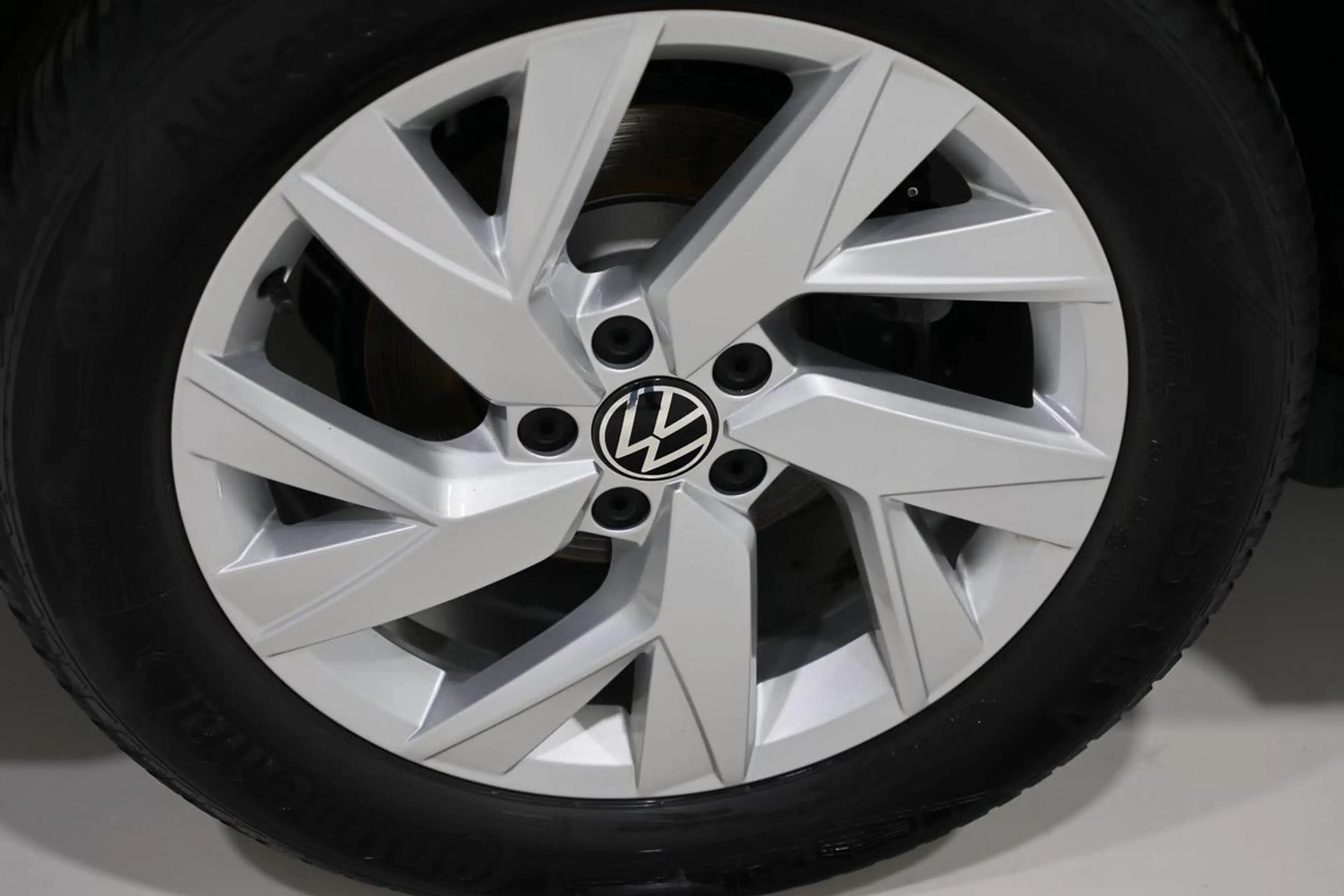 Volkswagen Tiguan Allspace 1.5 TSI DSG 7 PLACES LED GPS ACC ATTELAGE JA18 — photo 6
