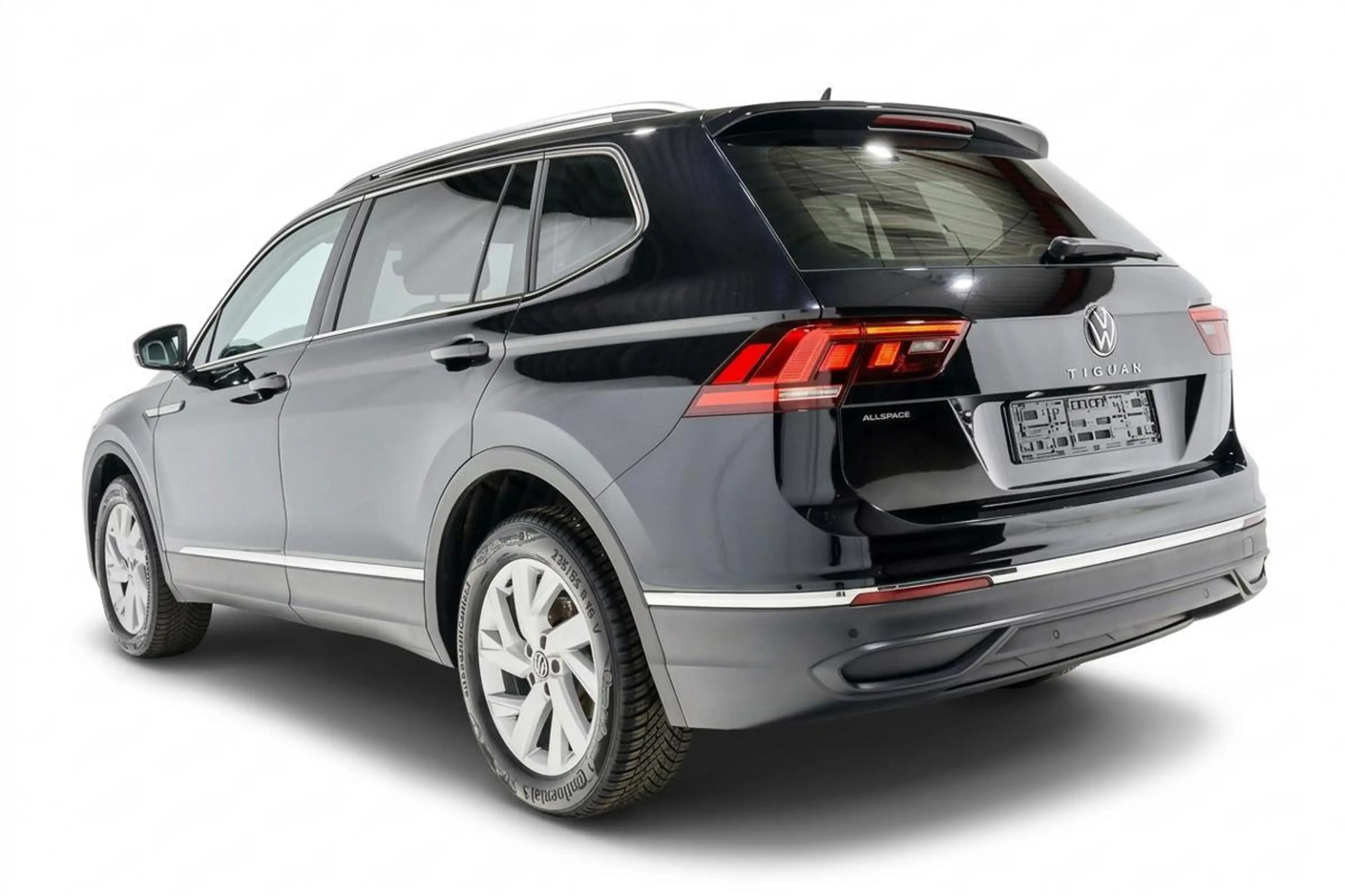 Volkswagen Tiguan Allspace 1.5 TSI DSG 7 PLACES LED GPS ACC ATTELAGE JA18 — photo 4