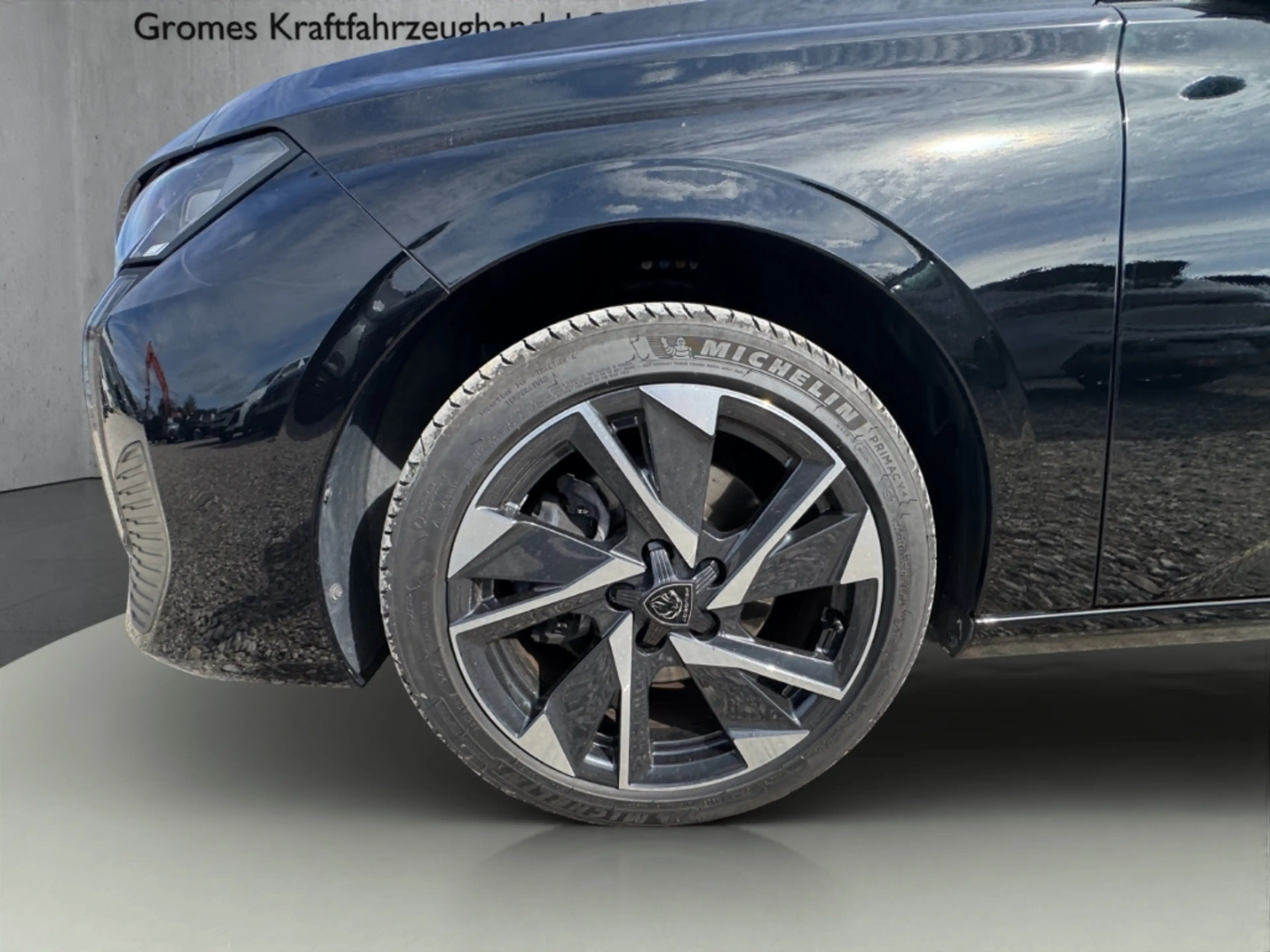 Peugeot 308 SW Allure PT130 EAT8 LED Kamera CarPlay — photo 11