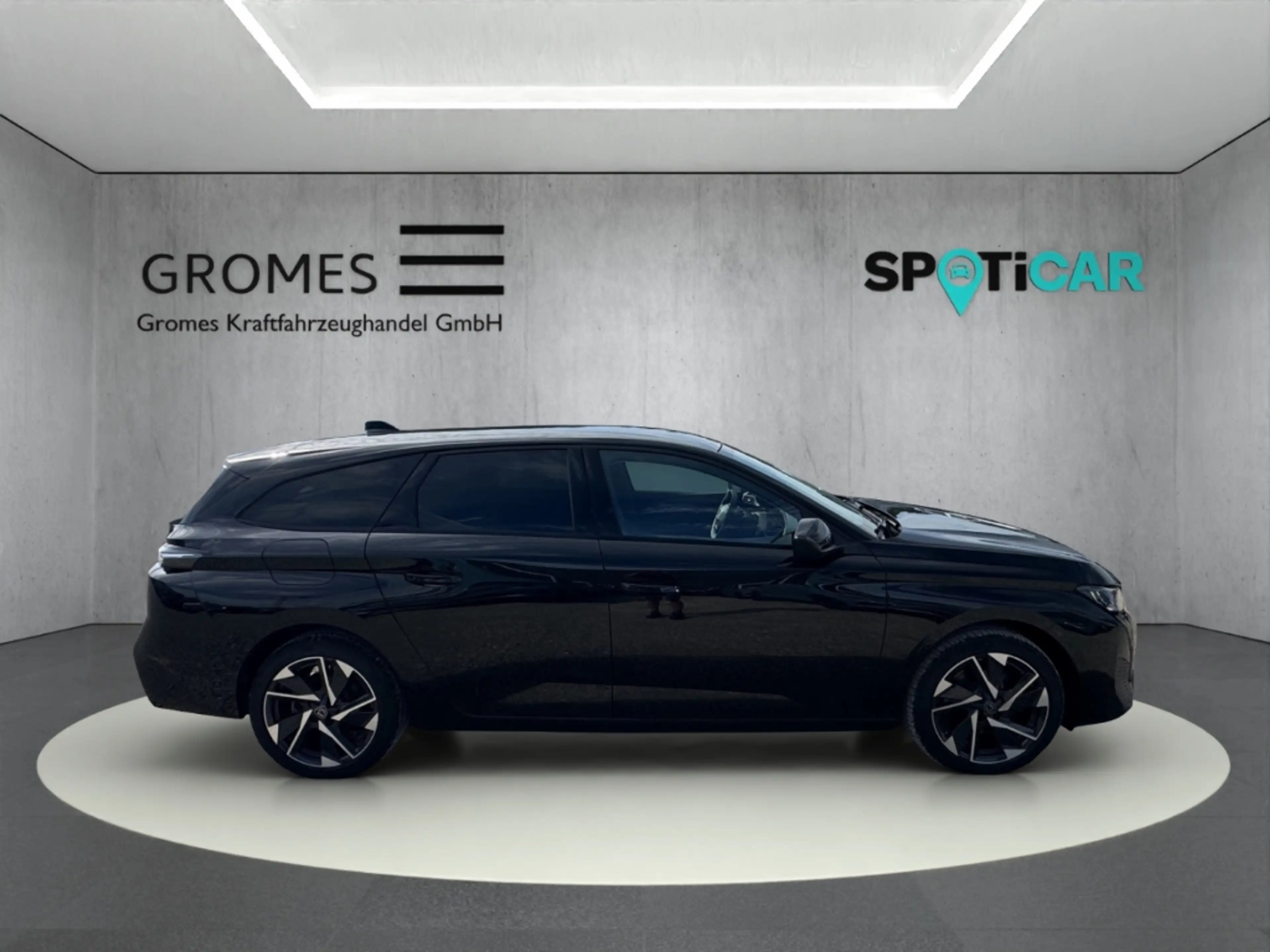 Peugeot 308 SW Allure PT130 EAT8 LED Kamera CarPlay — photo 2
