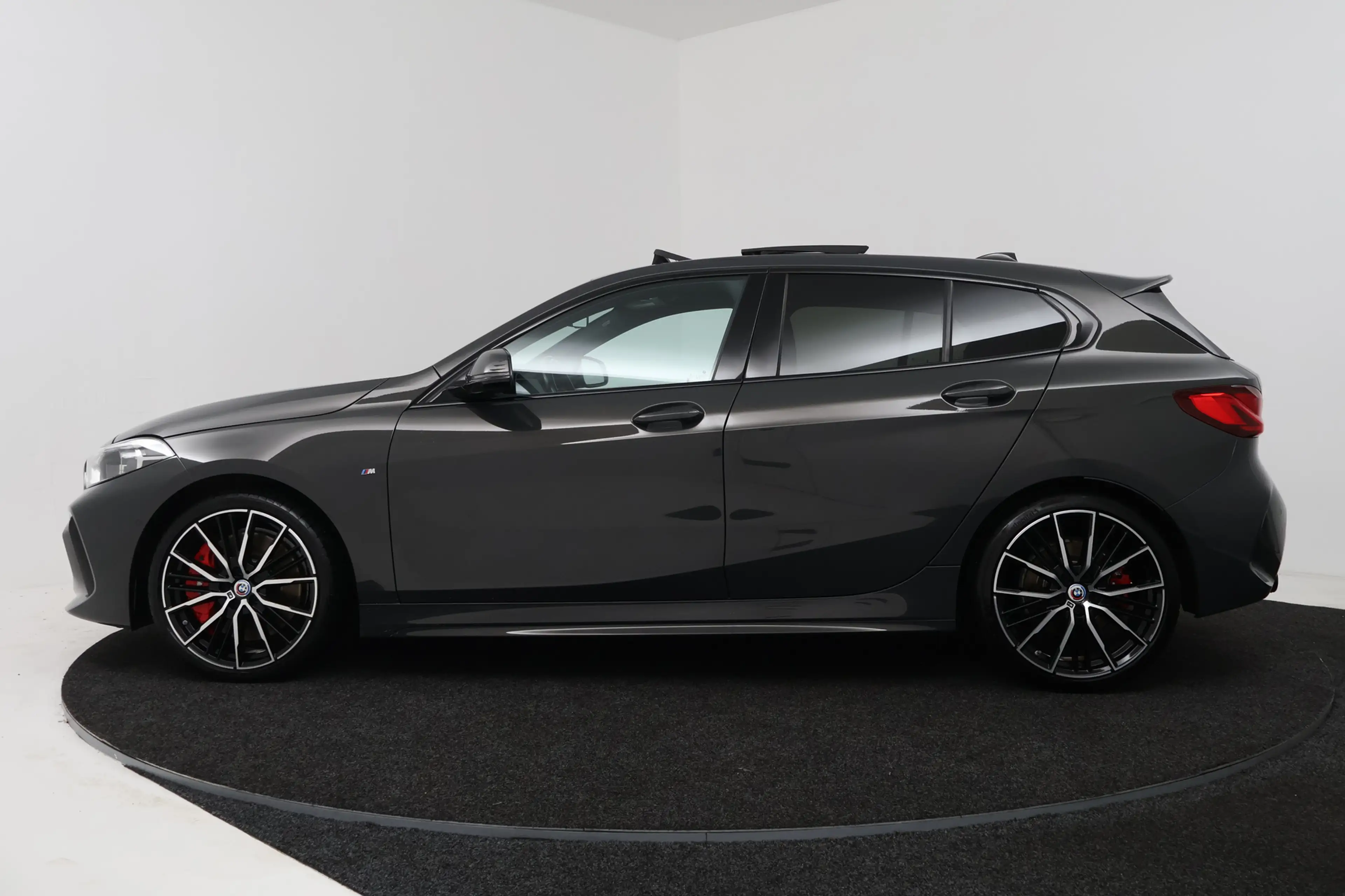 BMW 120 1-serie 120i Executive (PANORAMADAK, STOELVERWARMI — photo 2
