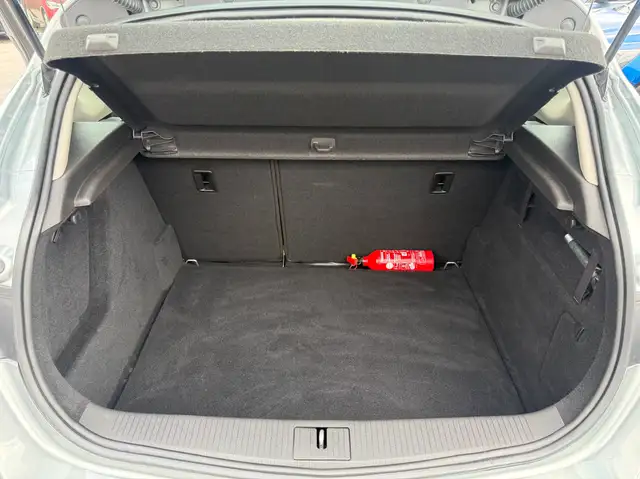 Opel Astra view 15
