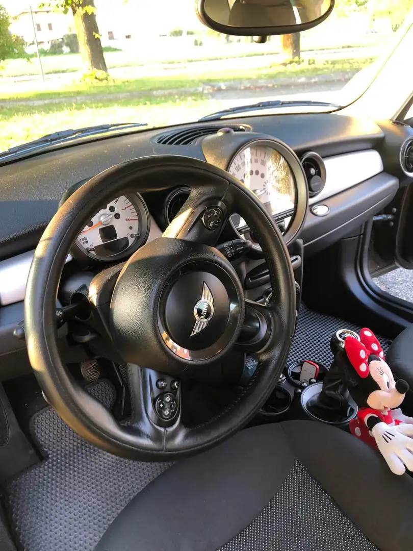 MINI Cooper Clubman Коричневий - 2