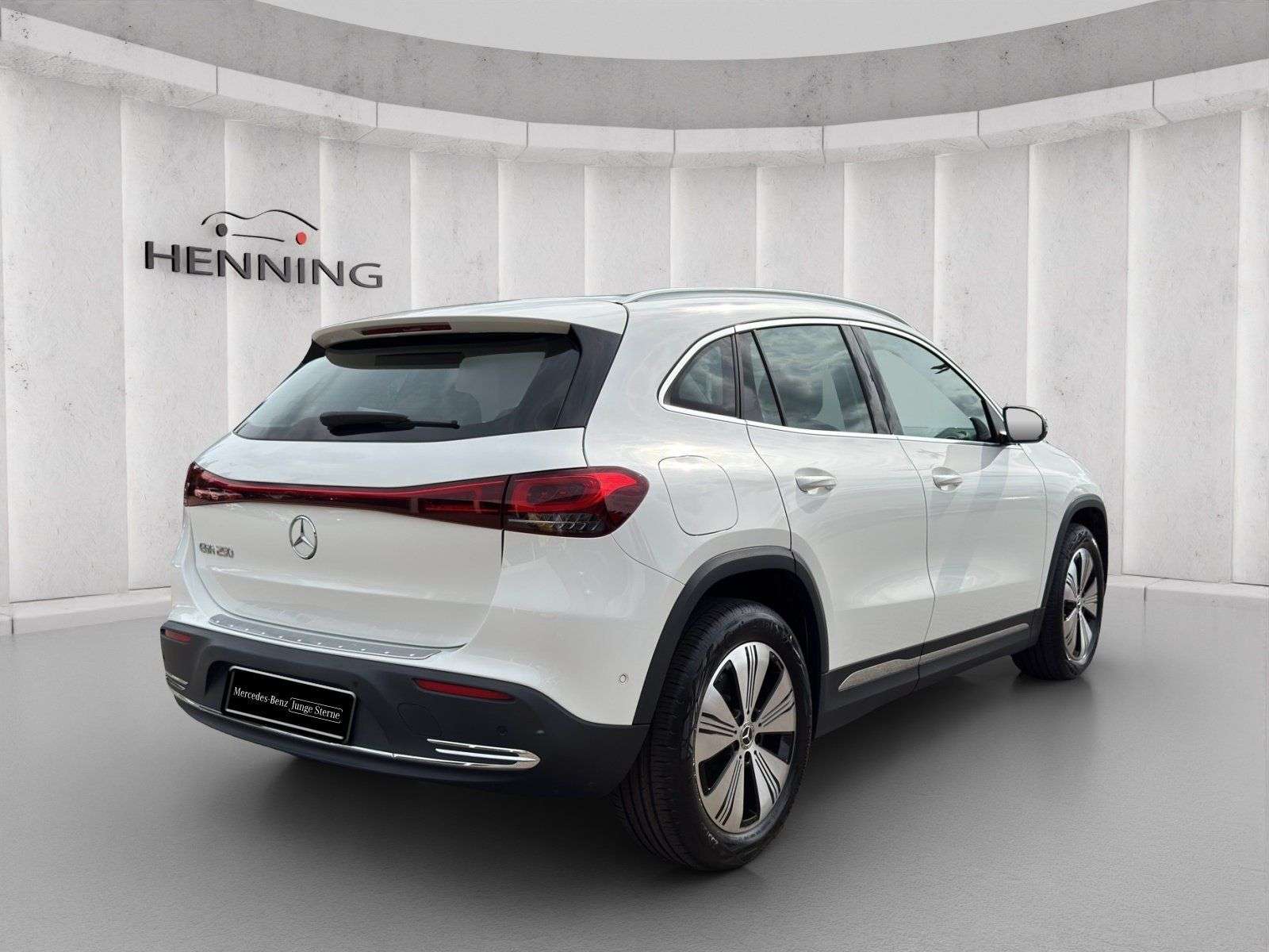 Mercedes-Benz EQA