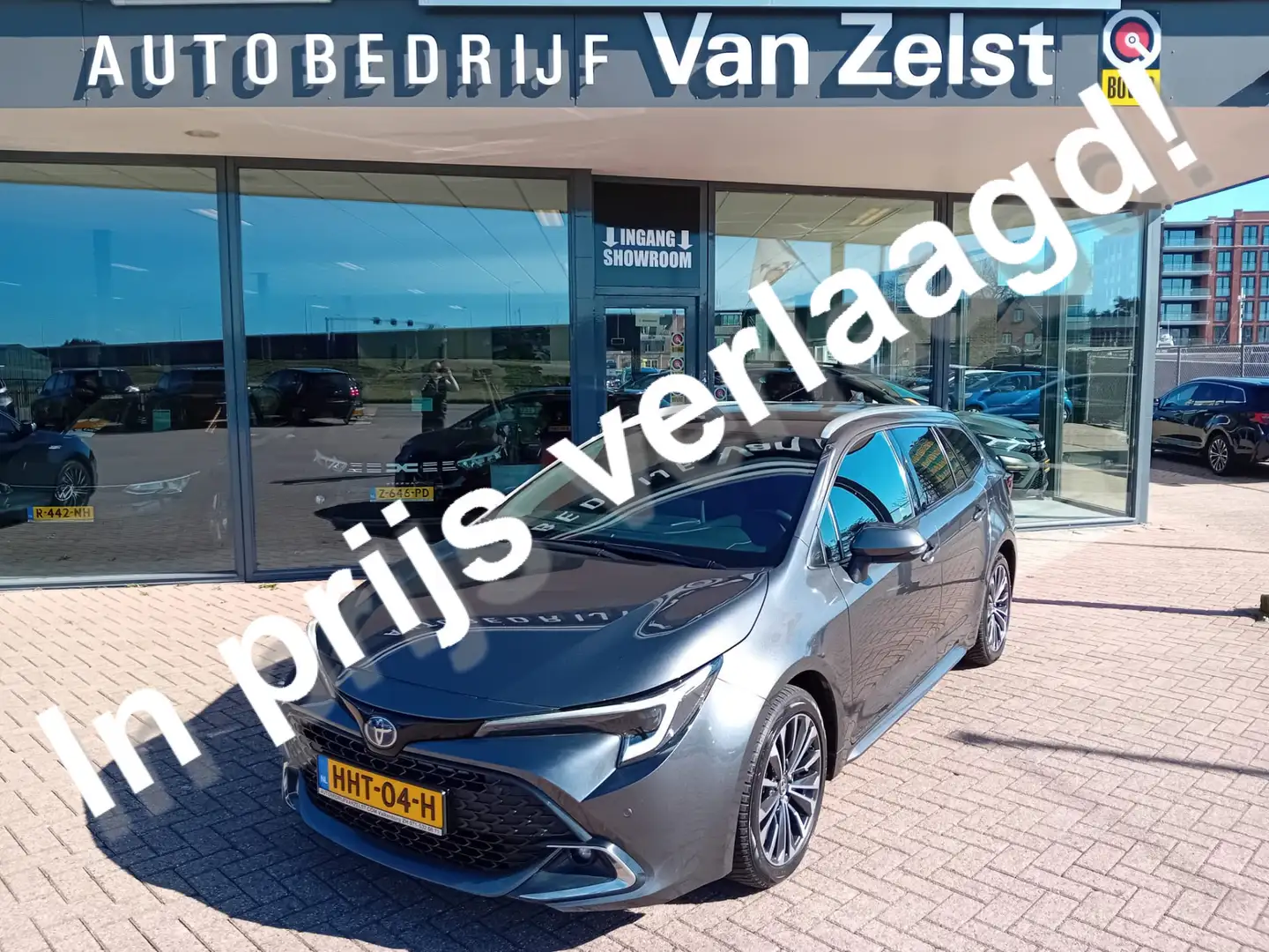 Toyota Corolla Touring Sports 1.8 Hybrid First Edition, Airco(aut Grijs - 1