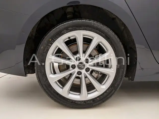 Audi A5 view 10