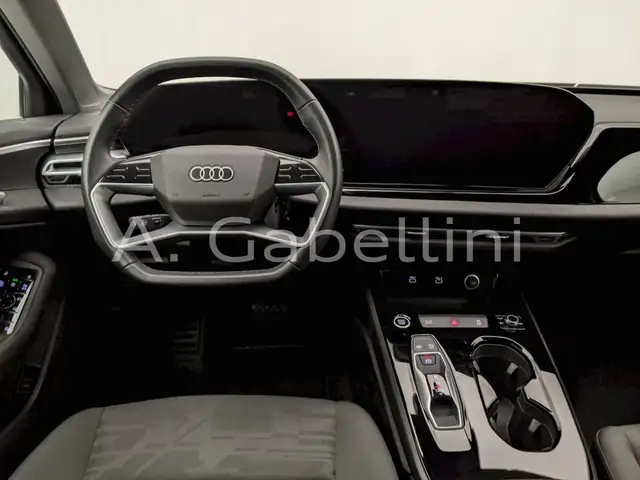 Audi A5 view 7