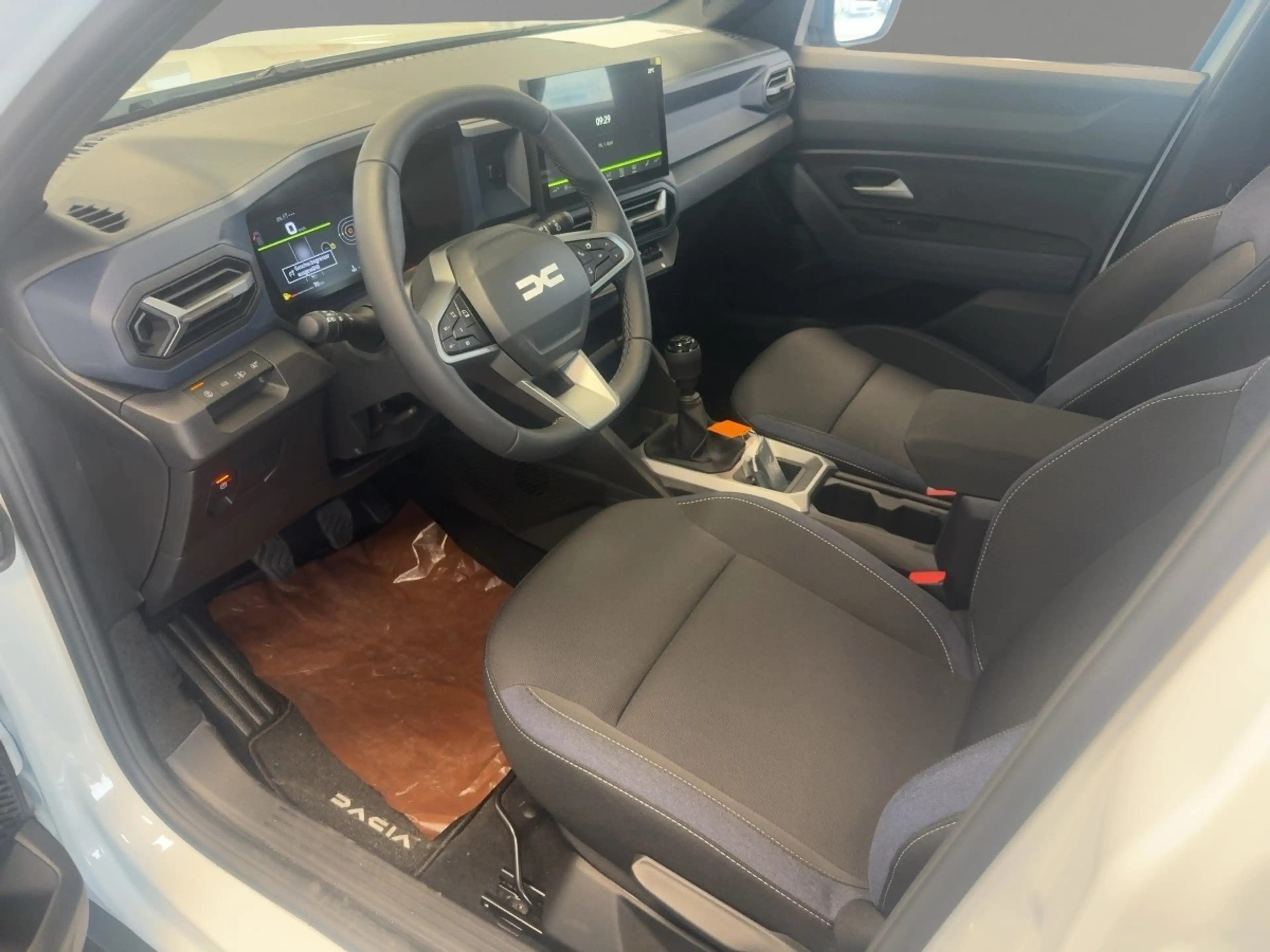 Dacia Bigster Expression TCe 140 — photo 7