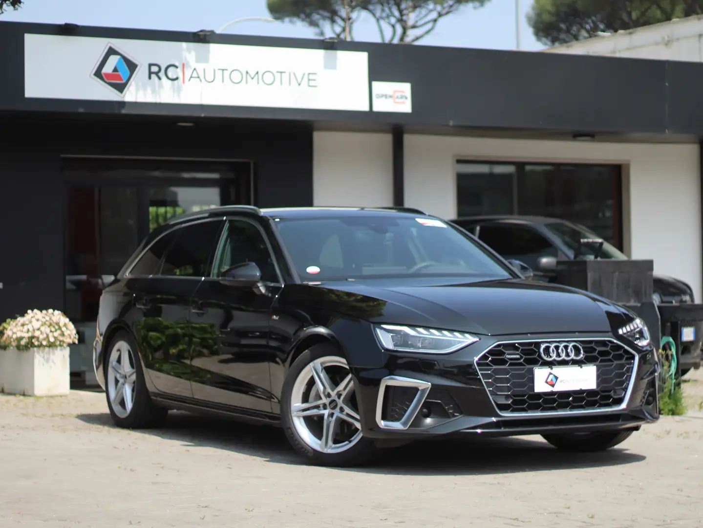 Audi A4 AVANT 40 2.0 TDI MHEV QUATTRO S LINE Nero - 1